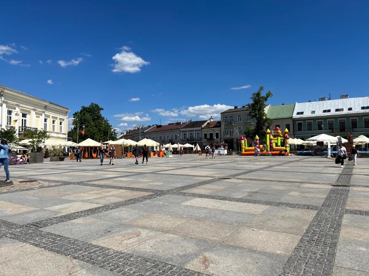 Family & Business Elegant Apartments Ul Astronautow Centrum Downtown - 3 Bedroom, Parking Кельце Экстерьер фото